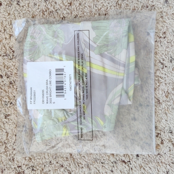 NEW Free People Movement Wave Crush Bra Small - Picture 7 of 11